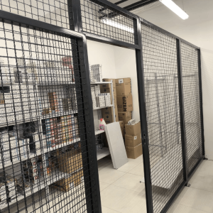 Metalna pregrada kavez