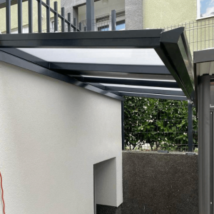 metalna nadstrešnica za auto